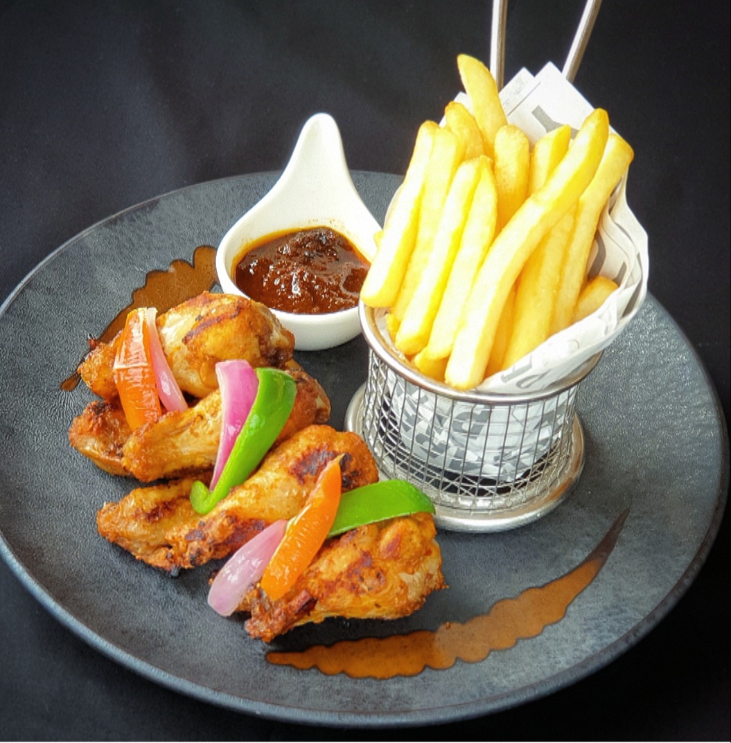 Honey Glazed Chicken Wings (8 pcs)